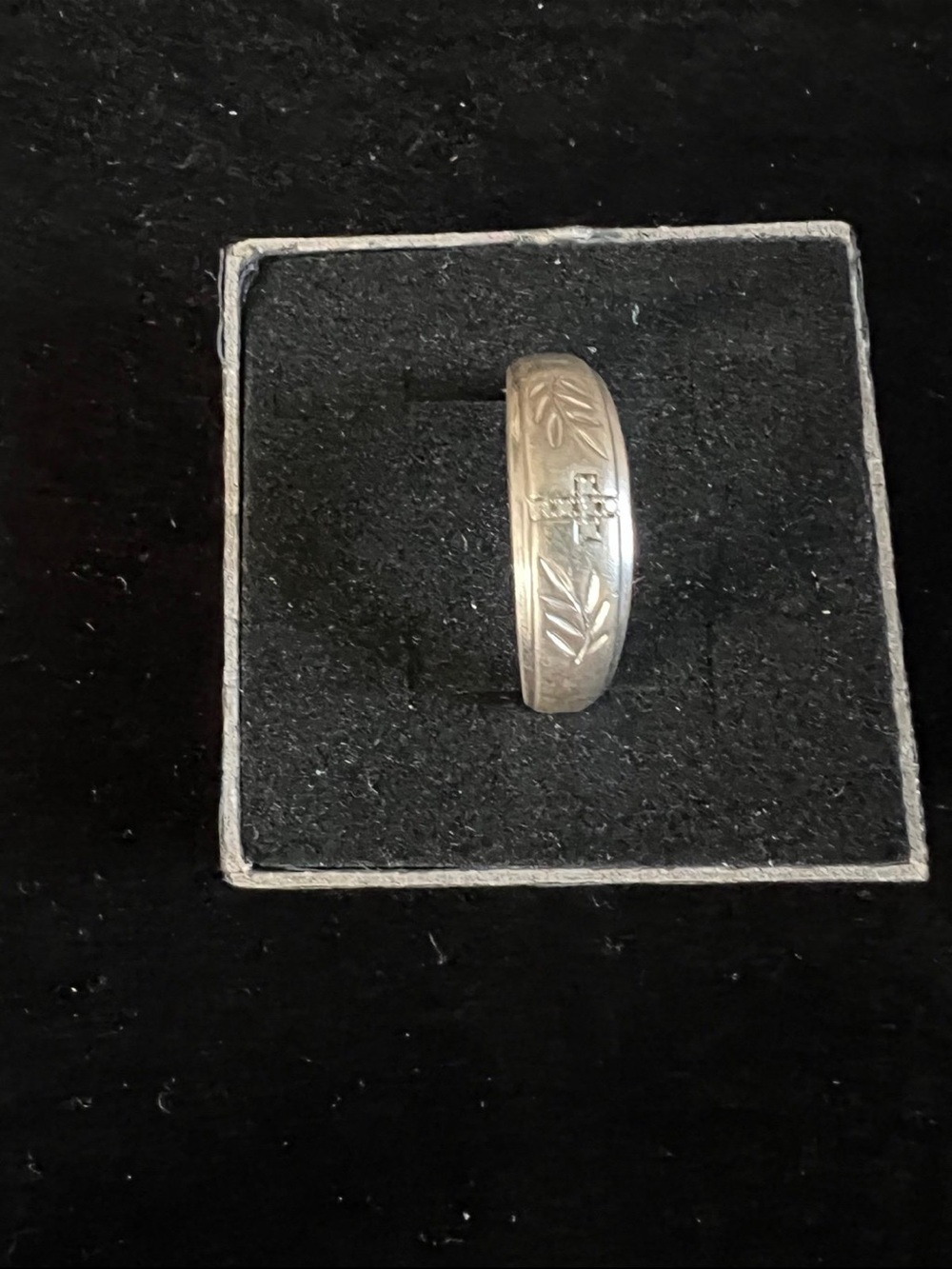 925 Sterling Silver Diamond Cross Engraved Ring Size 12